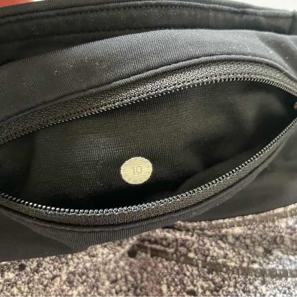 Lululemon Circuit Breaker Skirt II Size 10,Tennis Pickle Ball Skort w/ Shorts - Picture 9 of 9